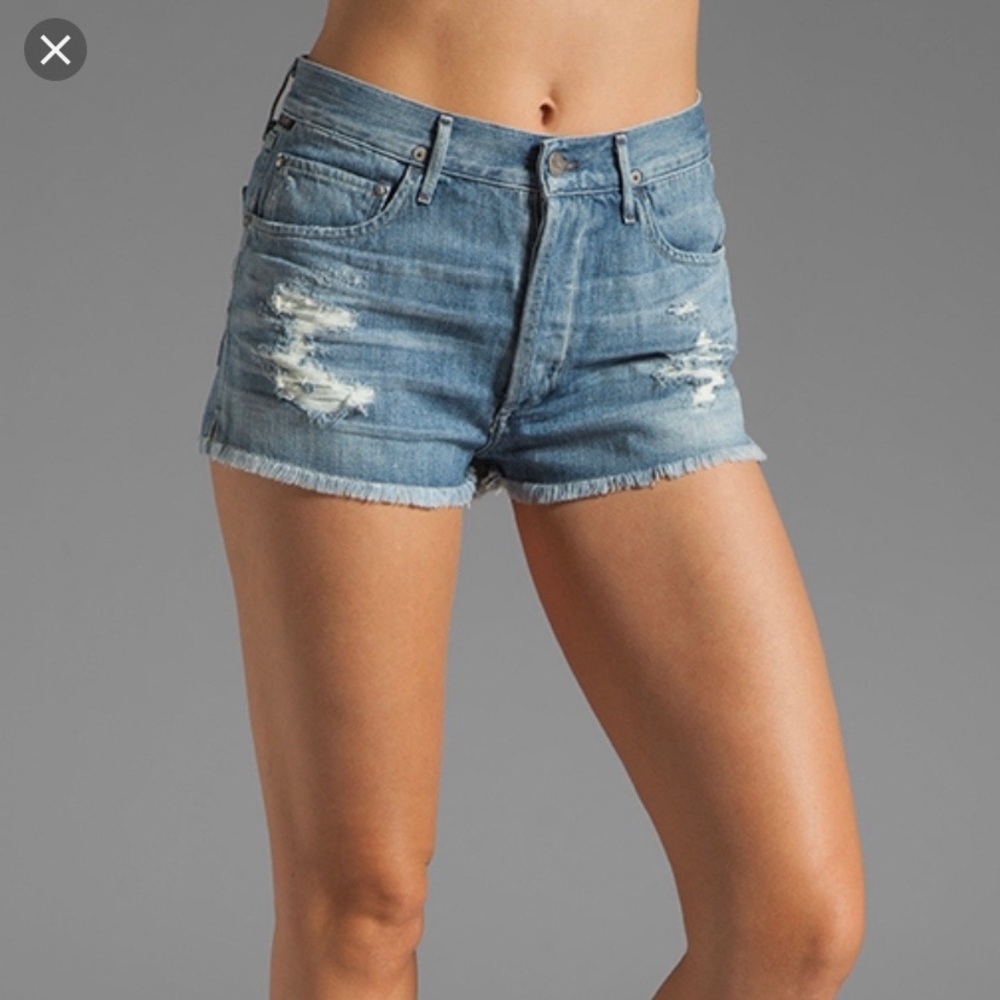 Citizens of Humanity Chloe Distressed Short 24